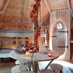 Les De Pyrene Resort Cazarilh