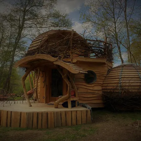 Les De Pyrene Semesteranläggning (resort) *