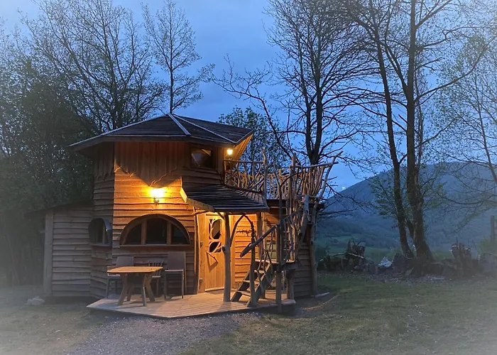 Semesteranläggning (resort) Les De Pyrene Cazarilh