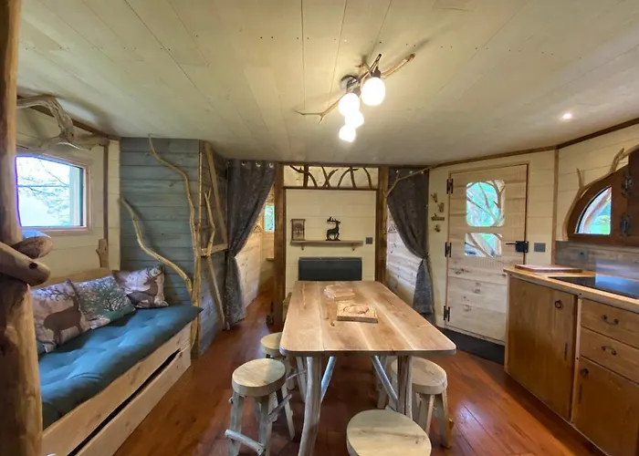 Semesteranläggning (resort) Les De Pyrene *