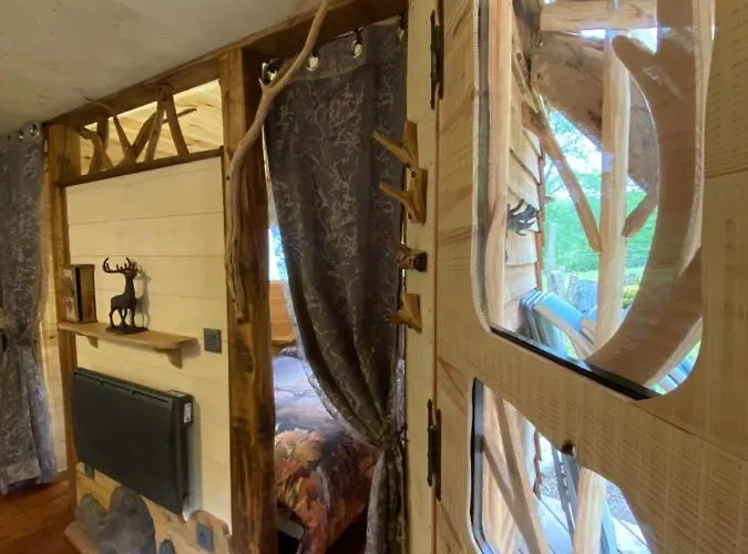 Semesteranläggning (resort) Les De Pyrene Cazarilh