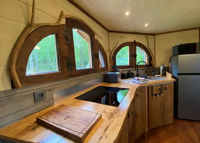 Les De Pyrene Semesteranläggning (resort) Cazarilh