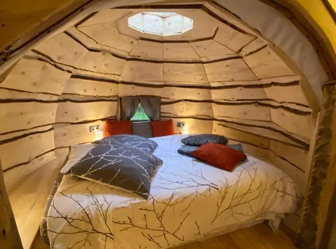 Les De Pyrene Semesteranläggning (resort) *