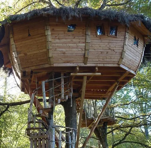 Les De Pyrene Semesteranläggning (resort) *