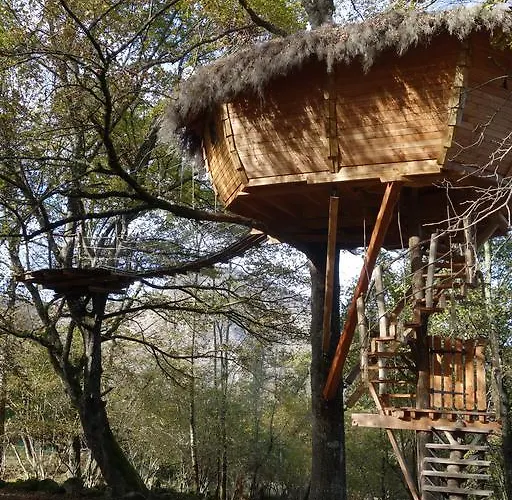 Semesteranläggning (resort) Les De Pyrene *