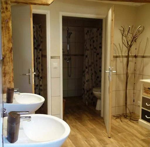 Les De Pyrene Semesteranläggning (resort) Cazarilh