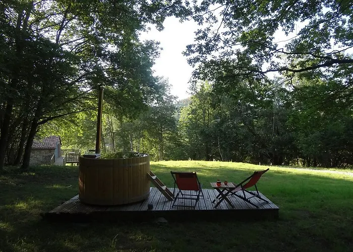 Semesteranläggning (resort) Les De Pyrene Cazarilh