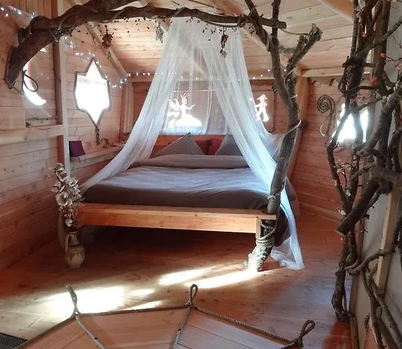 Les De Pyrene Semesteranläggning (resort)