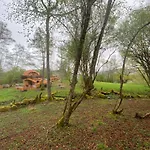 Les De Pyrene Semesteranläggning (resort)