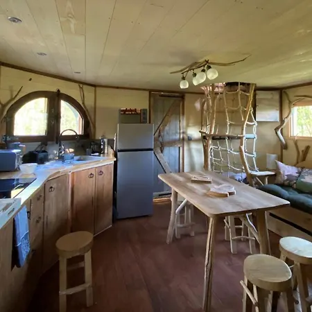 Les De Pyrene * Cazarilh