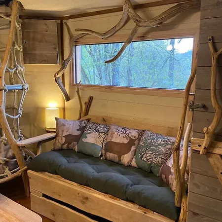 Les De Pyrene * Cazarilh