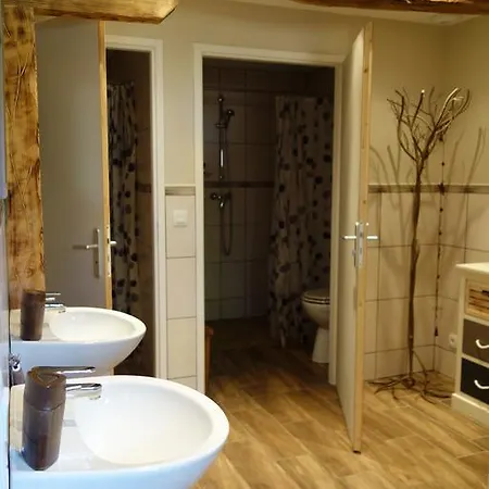 Les De Pyrene Resort Cazarilh